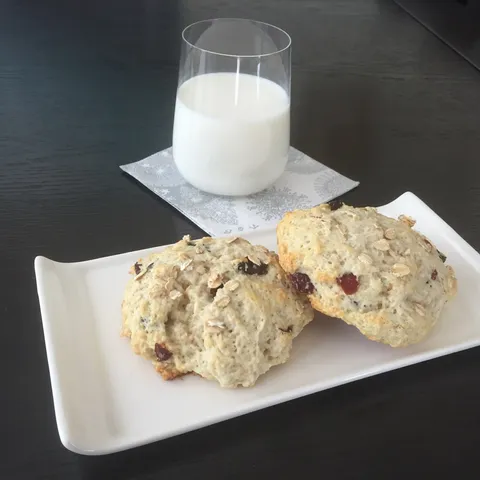 Scones sa brusnicama / Cranberry scones