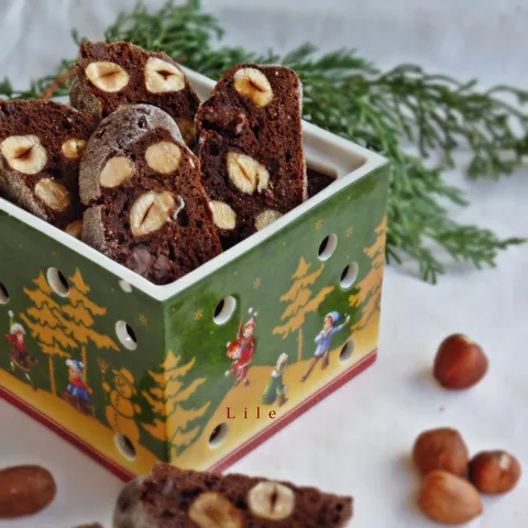 Čokoladni biscotti s lješnjacima