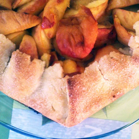 Galette sa breskvama