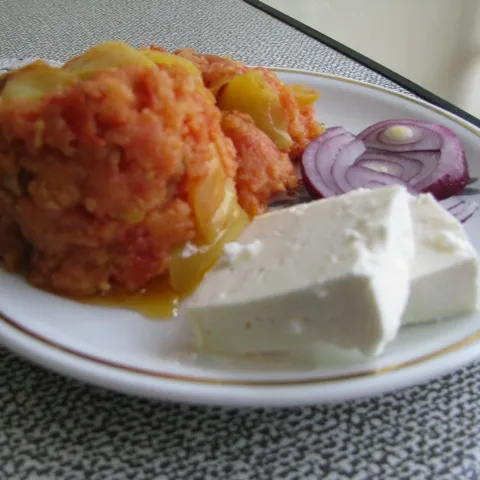 Przenija od kukuruznog brasna