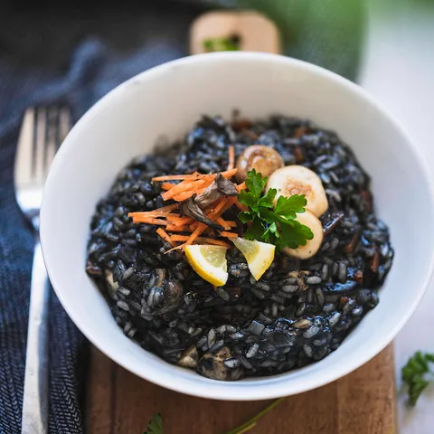 Veganski crni risotto
