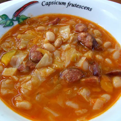Grah sa svježim mladim kupusom (zeljem)