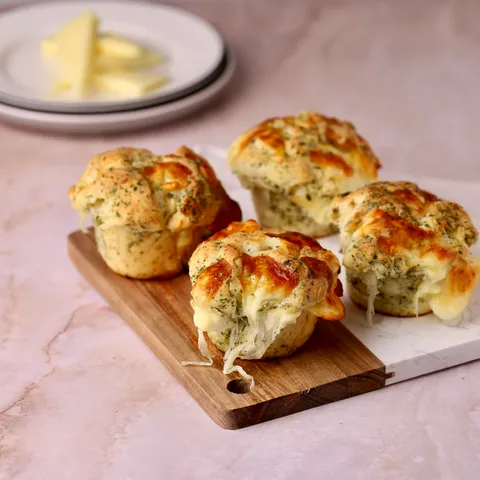 Muffini sa sirom i češnjakom