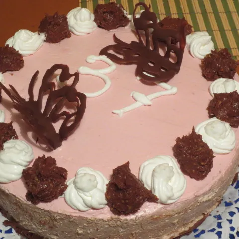 Nema više (torta s puuuuno čokolada i malinama)