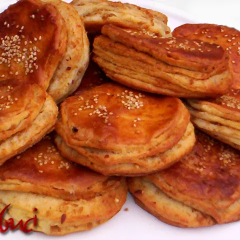 Pogacice sa cvarcima
