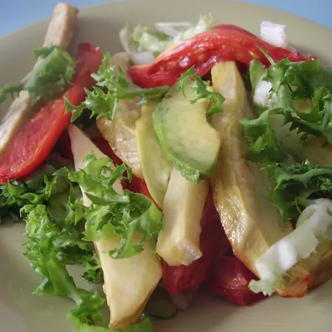 Salata od batata i avokada