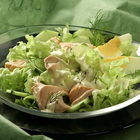 Salata s lososom