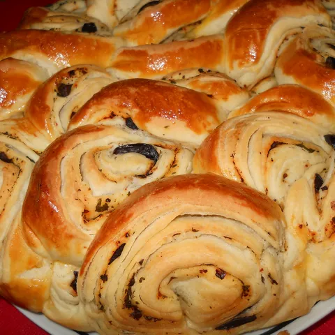 POGACA SA MASLINAMA