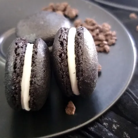 Oreo macarons