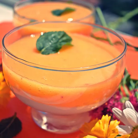 ღ Mousse od bijele čokolade, ricotta sira i bresaka