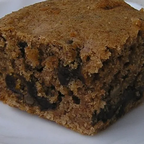 Kolač sa suhim šljivama i cimetom