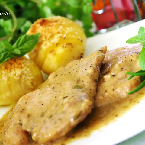 Odresci u umaku od aromatičnog maslaca