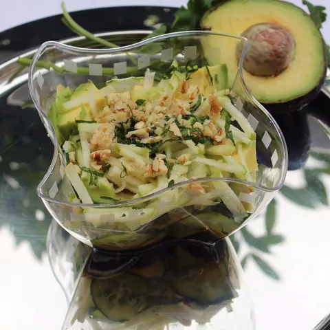 AVOCADO bajka ili SALATA *zelena priča*