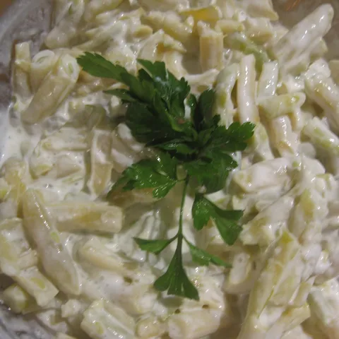 SALATA OD MAHUNA