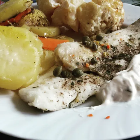 ღ Oslić s povrćem