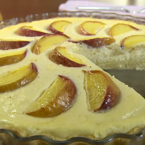 Tart sa sirom i voćem