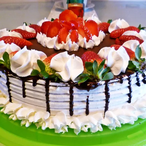 Phoebe...torta od jagoda