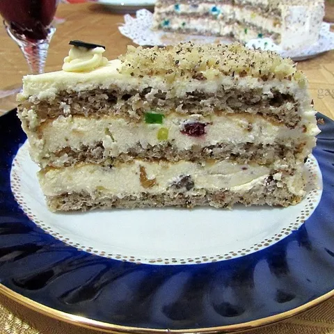 Torta "ruska salata"