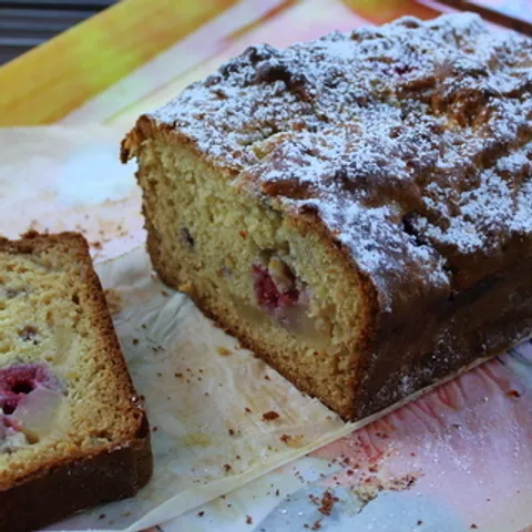 Slatki Kruh s Kruskama & Malinama (Pear & Raspberry Bread)