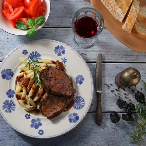 Pašticada voli penne a ti mene