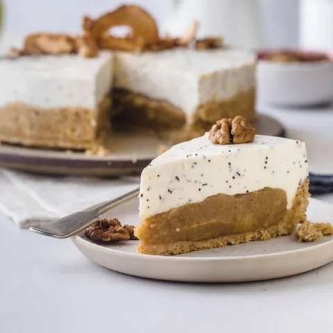 Torta sa želeom od jabuka i kremom od vanilije s makom