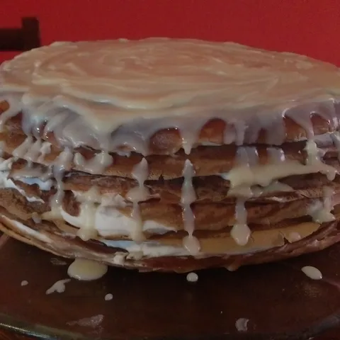 Torta od palačinki s linoladom