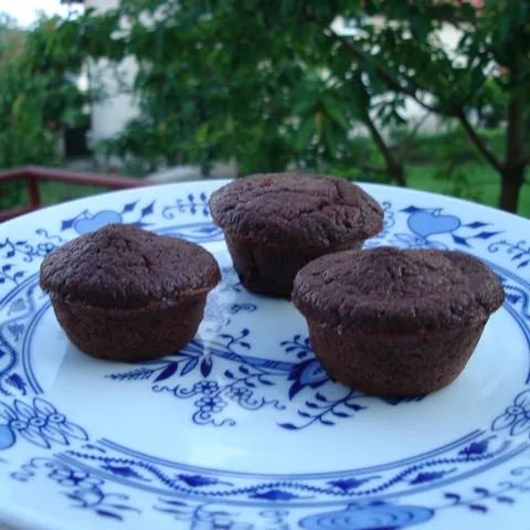 čokoladni muffinsi