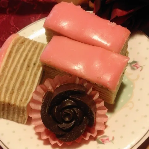 rozen torta