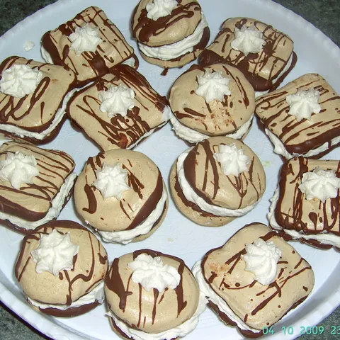 Beze kvadratići/kružići