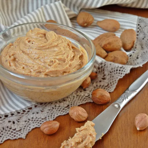 Pralinasta mousse krema