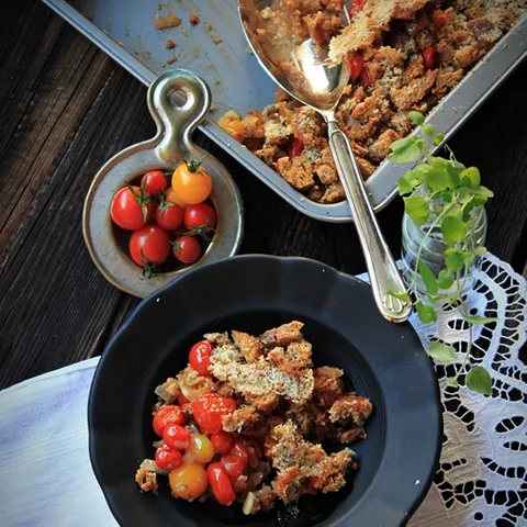 Cherry tomato crisp