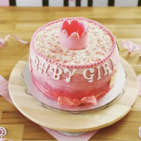 Bijela, vocna Sacher torta