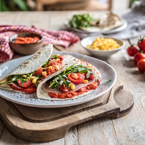 Wrap sendviči s ajvarom