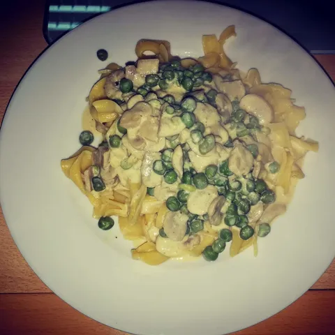 Tagliatelle u šarenilu povrća