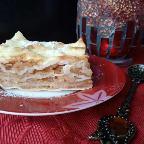 Savijača s jabukama