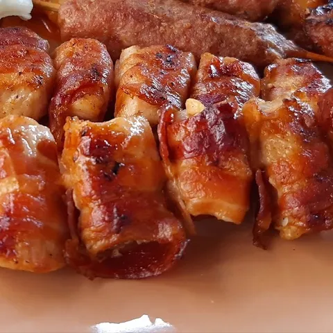 Bombon ražnjići
