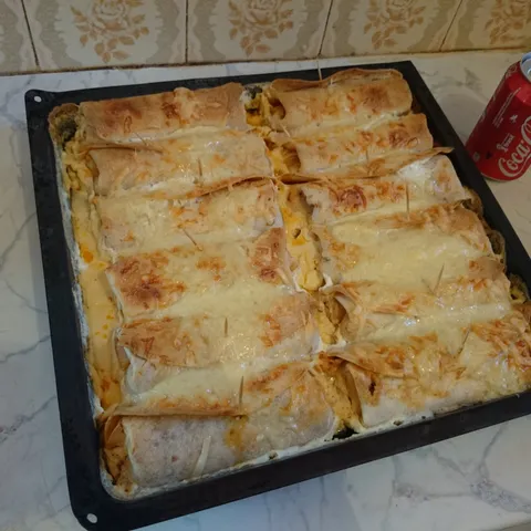 Zapečene tortilje sa sirom i mljevenim mesom