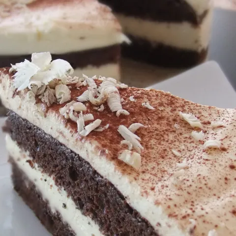 Mak torta sa jogurt mousse