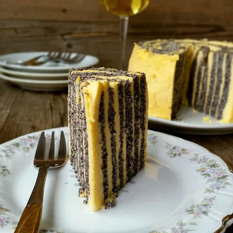 Tortica rolada od maka...