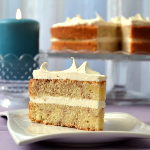 Cimet torta sa bijelom čokoladom