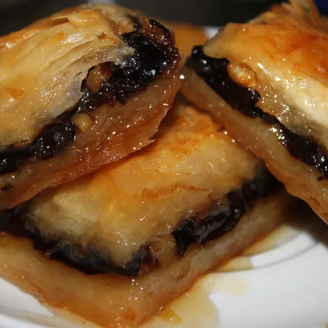 Baklava sa suhim sljivama