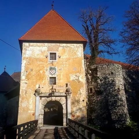 OZALJ