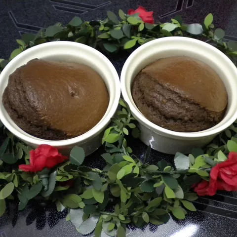 Soufflé sa nutellom i mljevenim lješnjacima