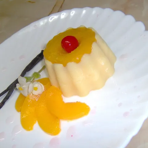 Bourbon puding sa breskvama