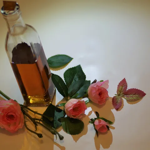 Rakija od rozi (ruža)