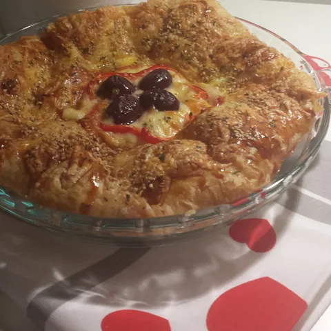 Cvet od lisnatog testa