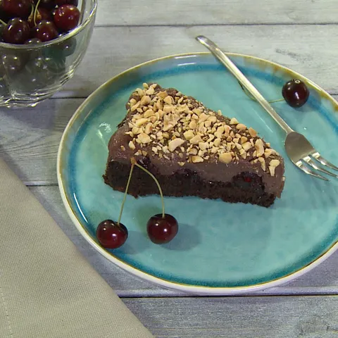 Čokoladna torta s višnjama