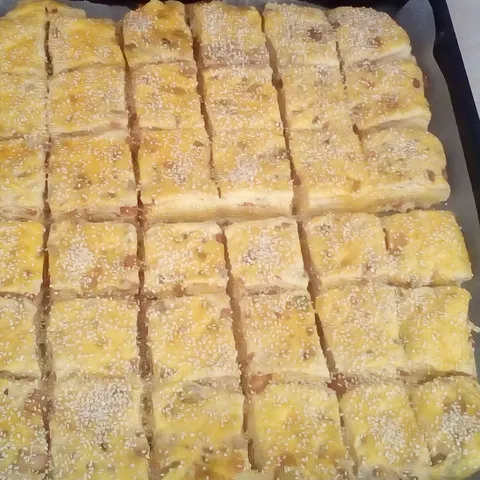 Najljepsa pogaca sa cvarcima