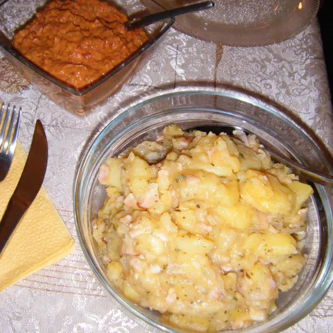 Krompir salata sa slaninom