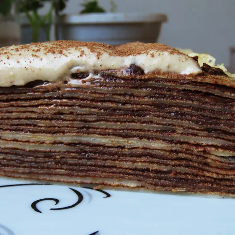 Čokoladna torta od palačinki